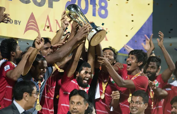 އަންނަ އަހަރު ސާފް އޮންނާނީ ހޯމް އެންޑް އަވޭ އުސޫލުން