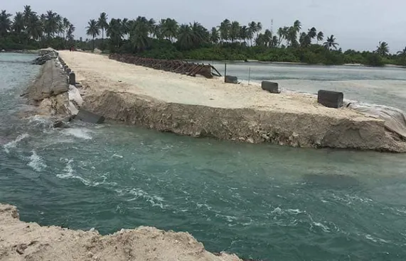 ކޯޒްވޭއާ ގުޅިގެން ދަނޑުތައް ހަލާކުވާނެކަން އެނގޭ!