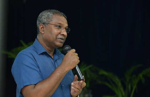 ޖިންސީ ފުރައްސާރައިގެ ތުހުމަތުން ޖުނައިދު ސަލާމަތްވެއްޖެ