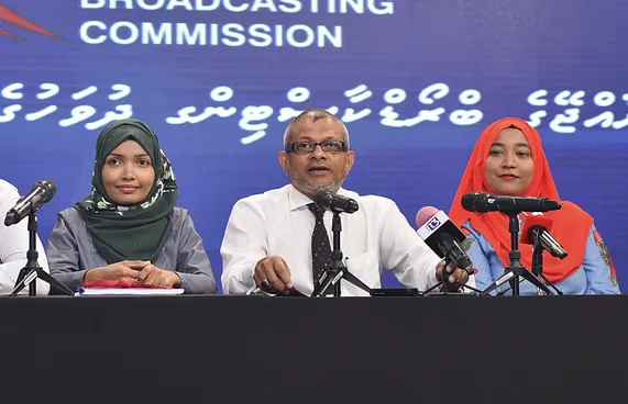 ޓީވީތަކުން އިންތިހާބު ކަވަރުކުރީ ހަމަހަމަކޮށެއް ނޫން