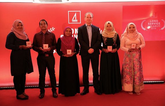 ބީއެމްއެލް މުވައްޒަފުންގެ އަގު ވަޒަންކޮށް އެވޯޑް ދީފި