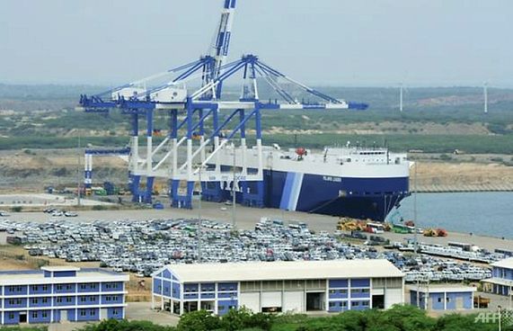 ޗައިނާއިން ލަންކާގެ ކަނޑާއި ވައިގެ ބަނދަރު ހަދައިދެނީ