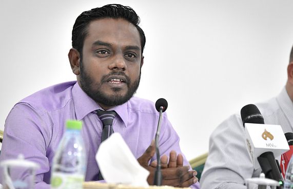 ޕާޓީ ލީޑަޝިޕްގެ ބައެއް އަންހެނުންނަށް ހާއްސަކުރަންޖެހޭ