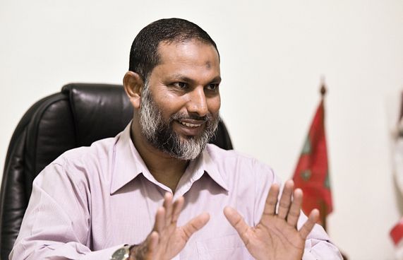 ދައުލަތް ވަނީ ބޮއްސުންލާފައި، ހައްލު ކުރާނަން:އިމްރާން