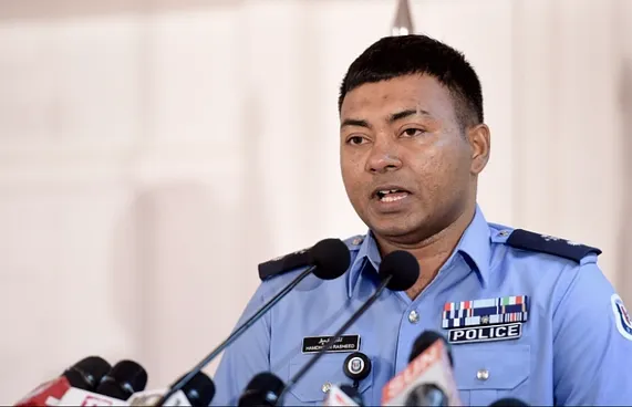 ޕޮލިސް ކޮމިޝަނަރު ކަމުން ހަމްދޫން ވަކިކޮށްފި