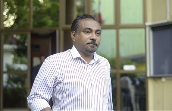 ތޮލްހަތު ވެސް ދޫކޮށްލައިފި