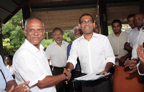 ހިޔަލީ ރަޝީދު އެމްޑީޕީއާ ގުޅިވަޑައިގެންފި