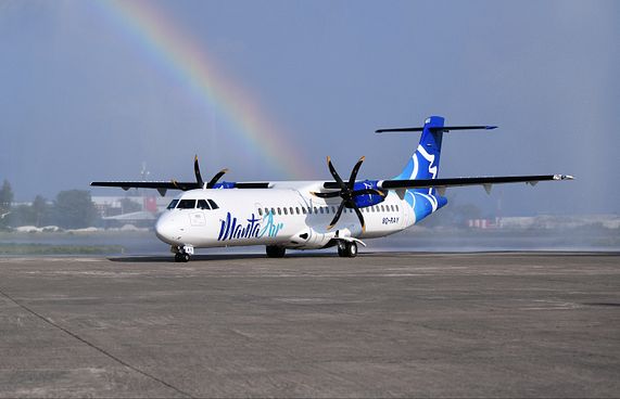 މަންތާ އެއާގެ ފުރަތަމަ މަތިންދާބޯޓު ރާއްޖެ ގެނެސްފި