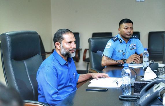 ސްމިތު ދޫކޮށްލި ގޮތް ރަނގަޅެއް ނޫން: ހޯމް މިނިސްޓަރު