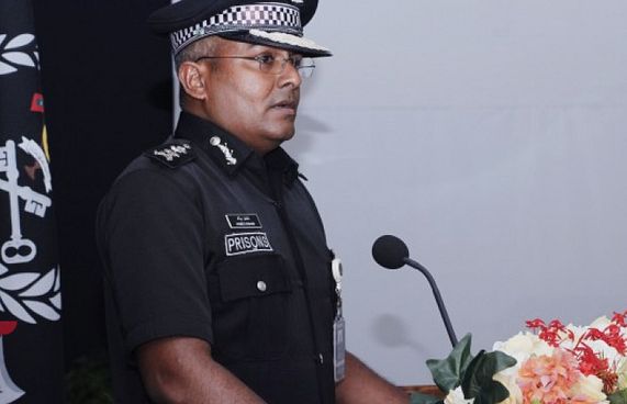 ކަރެކްޝަންސްގެ އިސްވެރިޔާ މަގާމުން ވަކިކުރައްވައިފި