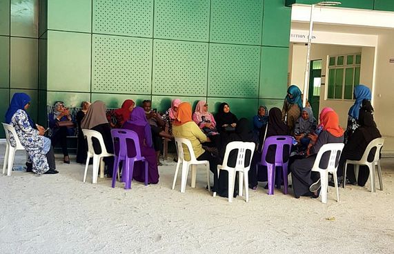 އުޖޫރަ ބޮޑުނުކޮށްގެން ޕޭޕަރު މާކް ކުރުން ހުއްޓާލައިފި