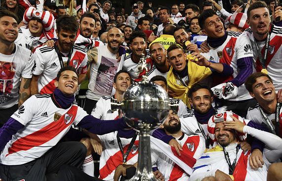 ރިވަ ޕްލޭޓުން ކޮޕާ ލިބެޓެޑޯރެސް ކާމިޔާބުކޮށްފި