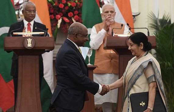 3 މަޝްރޫއަކަށް އިންޑިއާ އިން 19 މިލިއަން ރުފިޔާ