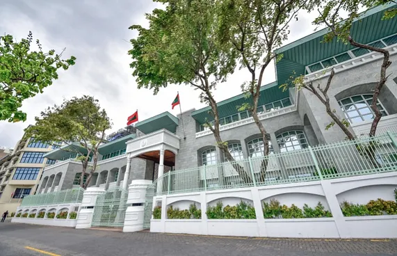 އަދަބު ލުއިކުރަން އުސޫލާ ޚިލާފަށް ހުށަހެޅިޔަސް ނުބަލާނެ