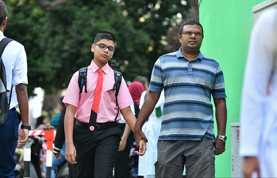 ސްކޫލް ގައިޑް: ޓީޗަރުންގެ ފަރާތުން ބެލެނިވެރިންނަށް