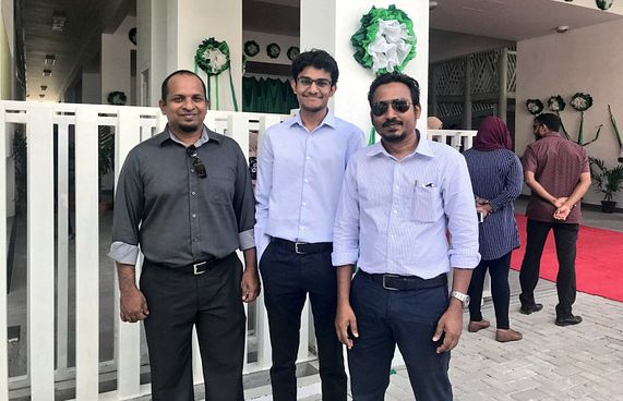 ހުރަވީ ސްކޫލަކީ ބައިނަލްއަގްވާމީ ޑިޒައިނެއް:އާކިޓެކްޓް