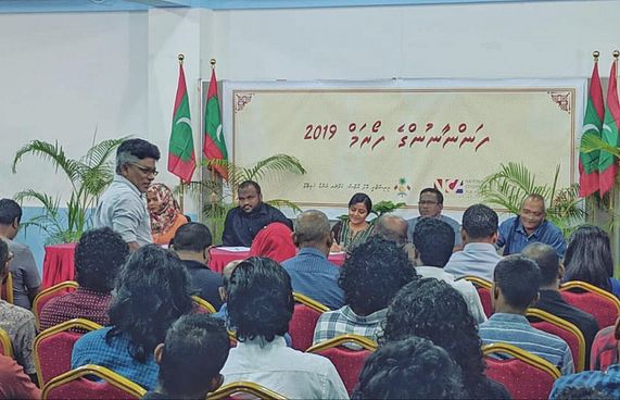 ފަންނާނުންނަށް ހުރި ދަތިތައް ހައްލުކޮށް ދޭނަން: ޔުމްނާ