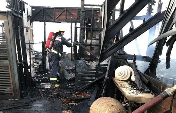 ތާޖް ރިސޯޓުގައި ރޯވެ ފަސް ކޮޓަރި އަނދައިފި