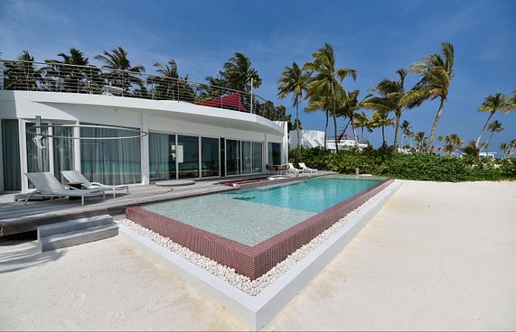 ލަކްސްގެ އާ ރިސޯޓު ހުޅުވުން މިއަދު