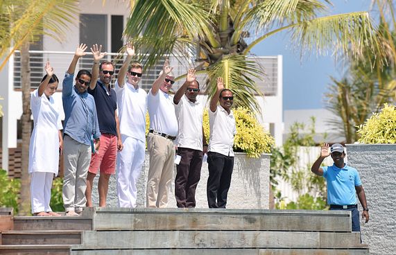 ލަކްސް ރިސޯޓް: ހުދު ކުލައިގެ ހިތްގައިމުކަމެއް