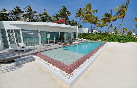 ލަކްސް ރިސޯޓުން ސިއްހީ އެހީތެރިންނަށް ޕެކޭޖުތަކެއް!