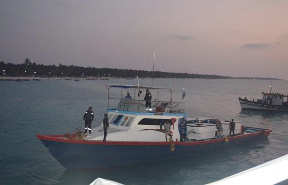 އިންޑިއާ އިން ހިފެހެއްޓި ދޯނި ދޫކޮށްލައިފި