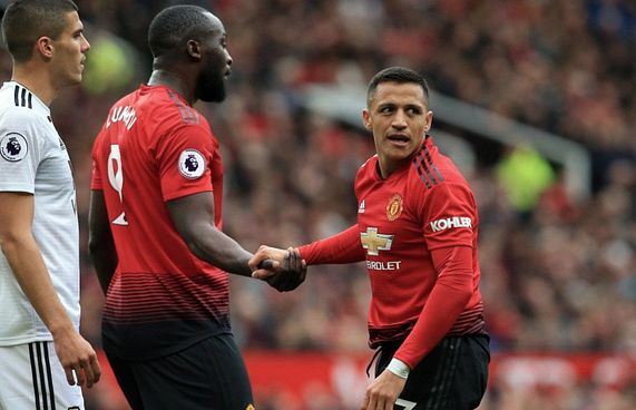 ޔުނައިޓެޑުން ސަންޗޭޒް އަށް ބޯނަހެއް ދޭން ޖެހިއްޖެ