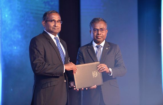 "ގާނޫނު އަސާސީ އިސްލާހުކުރަން ނުޖެހޭ، ހައްލު ހޯދޭނެ"