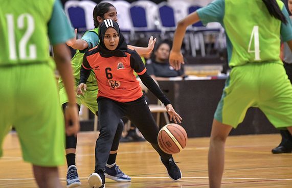 ފައިނަލުގައި ޔޫއެން ފްރެންޑްސް އާއި ސައިކްލޯން