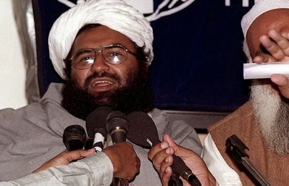 ހަނގުރާމަވެރިން ހައްޔަރުކުރަން ޕާކިސްތާނުން ފަށައިފި