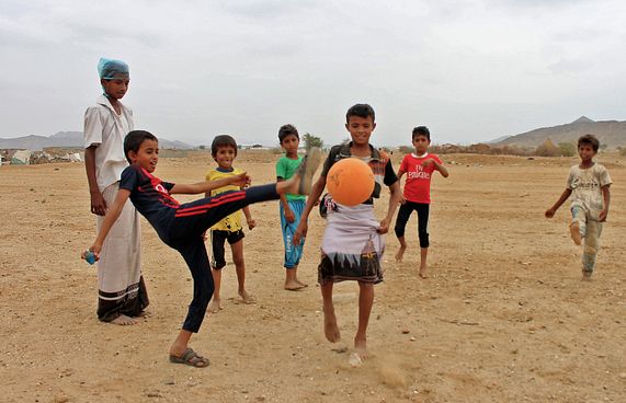 ޅަފަތުގައި ކުދިން މަރުވާ ރޭޓަށް ރެކޯޑް ދަށްވުމެއް