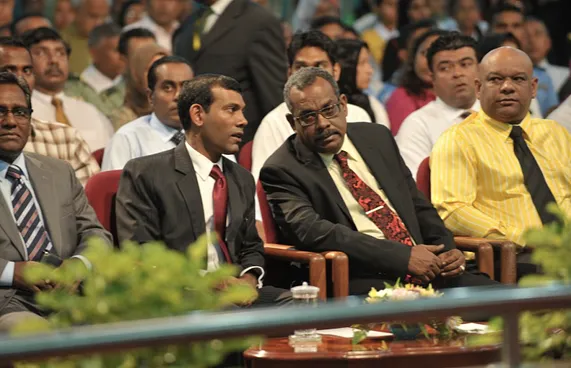 އެމްޑީޕީގައި އިސްކޮށް ތިބީ ދަލުބޭރުން ޖެހިގެން އައި ބައެެއް"