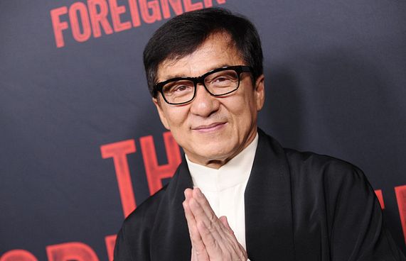 ޖެކީ ޗެން މައުންޓް އެވަރެސްޓަށް