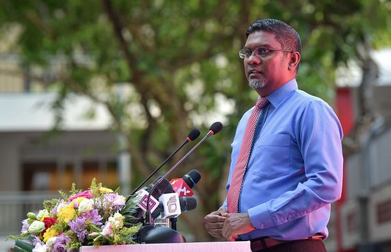 "އިސްތިއުފާ ދިނީ މަގާމުގައި ހުރެގެން ޖަވާބުދާރީނުވާން"