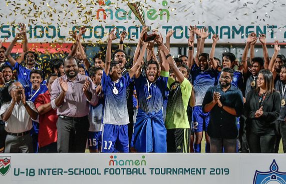 18 އަހަރުން ދަށުގެ ޗެމްޕިއަންކަން ވިލާ ހޯދައިފި