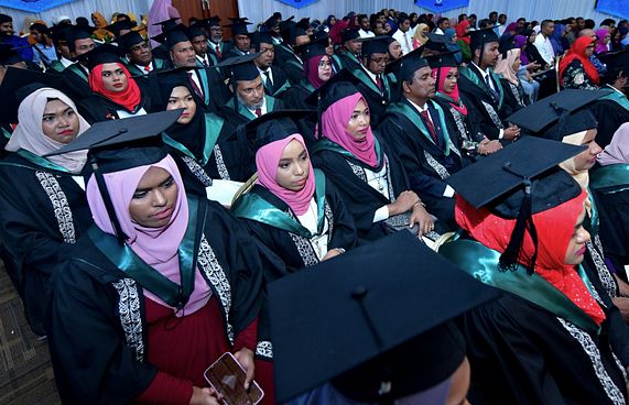 ވިލާ ކޮލެޖުން 309 ދަރިވަރުން ގްރެޖުއޭޓުވެއްޖެ