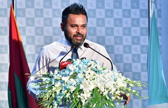 ޝިޔާމްގެ ކަންބޮޑުވުން، ރާއްޖެ-ކޮޗިންގެ ފެރީގެ ނިޒާމަށް