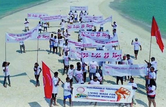 ނޯ ޕޭ ލީވްގައި ދާން މަޖުބޫރުކޮށް ސޮއިކުރުވުން ގިނަވަނީ