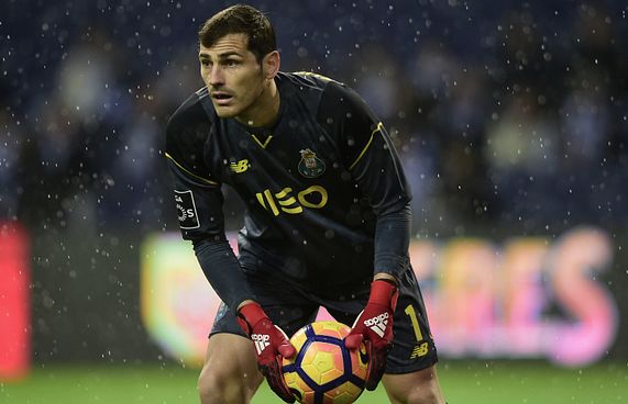 ކަސިޔަސް އަށް ޕޯޓޯގެ ހާއްސަ ދައުވަތެއް