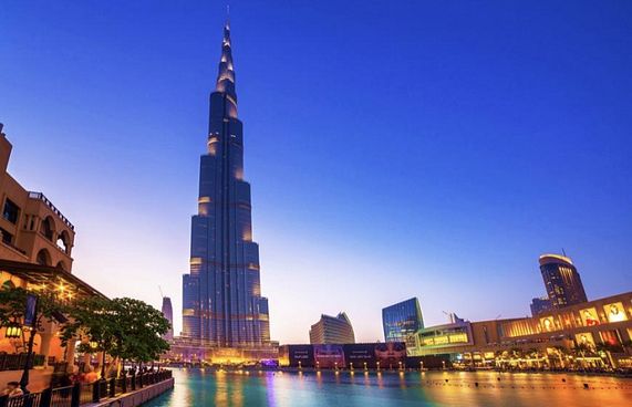 ބުރުޖް ހަލީފާގައި ރޯދަ ވީއްލާނީ އިރުކޮޅެއް ފަހުން