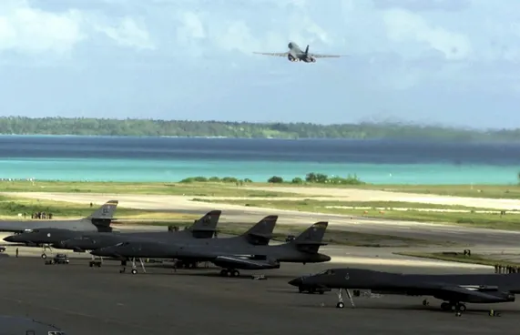 އީރާނަށް ހަމަލާދޭން ފޯޅަވަހި ބޭނުންކުރުމުގެ ހުއްދަ ދީފި