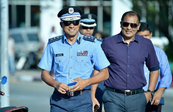 ހަތް ފުލުހަކު ސަސްޕެންޑްކޮށް ޖިނާއީ ތަހުގީގެއް ހިންގަނީ