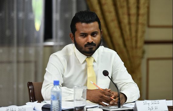 ހިޔާނާތް ނުބެލޭ ނަމަ ކޮމިޝަންތަކުން ވަކިވޭ: ވިސާމް