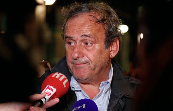 ސުވާލުކުރުމަށް ފަހު ޕްލެޓިނީ ދޫކޮށްލައިފި