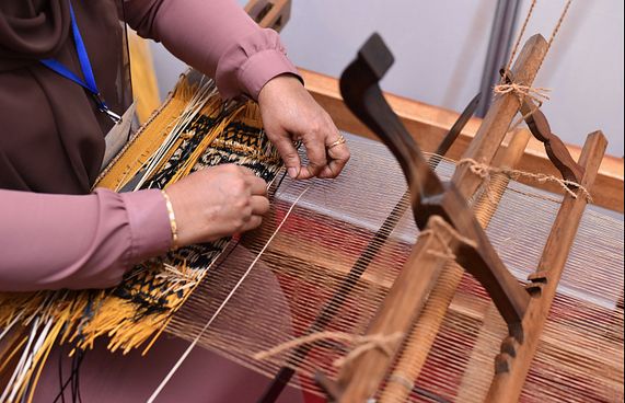 "ހުނަރުވެނި": މަަސައްކަތްތެރިކަމަށް އާ ދޮރެއް