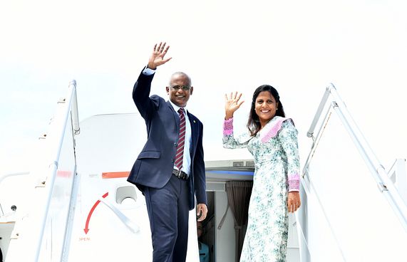 ރައީސް ނުރަސްމީ ދަތުރުފުޅެއްގައި ސިންގަޕޫރަށް