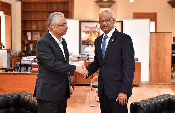 ޗާގޯސް މައްސަލާގައި ފޮނުއްވި ސިޓީ ގެނެސް، މައްސަލަ ބަލަނީ