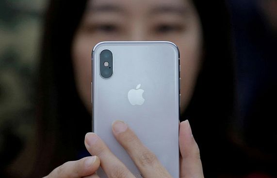 5ޖީ އައިފޯނަށް އެޕަލްގެ އަމިއްލަ މޯޑެމް އަވަސްވެދާނެ