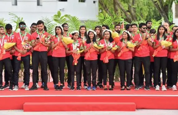 ގައުމީ ތަރިންނަށް ރަތް މަރުހަބާއެއް