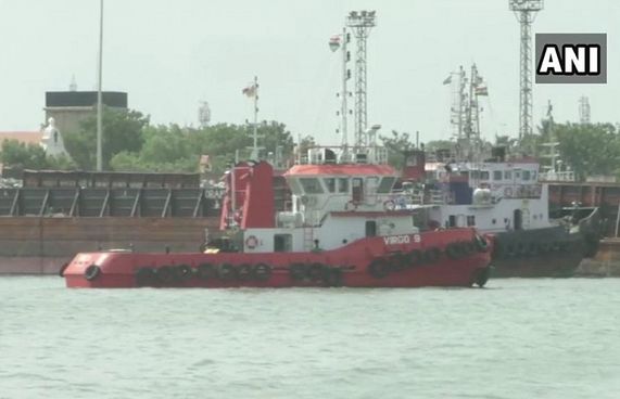 އަދީބު އެރުއްވި ޓަގުގެ ކެޕްޓަނާއި އިންޖިނިއަރު ޖަލަށް